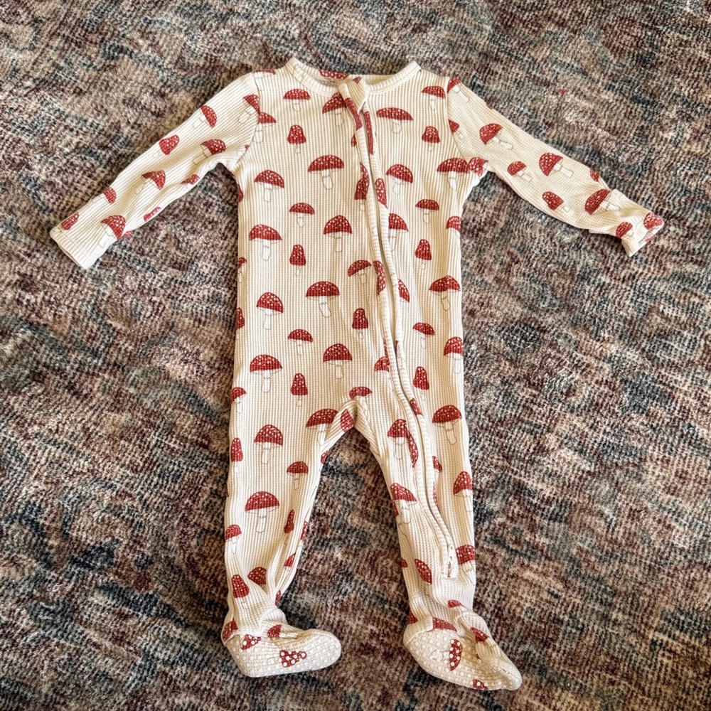 New Angel Dear 6-9 months